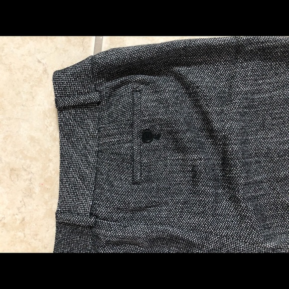 Classy Women’s Pants Size 10 Petites - Picture 3 of 3